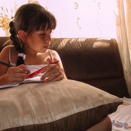 Pesquisas apontam que 9% dos jovens estão sem estudar