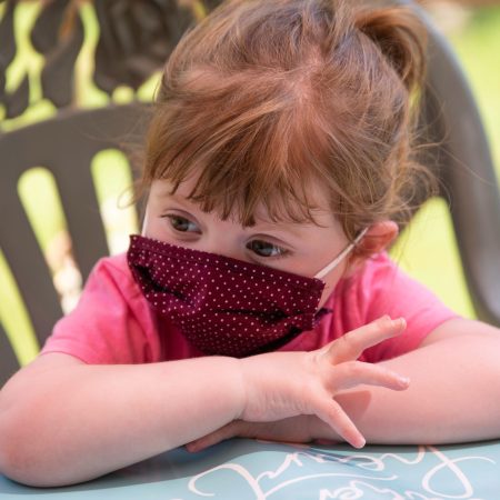 Síndrome rara ligada à covid-19 em crianças é registrada em Minas, Pernambuco e Ceará