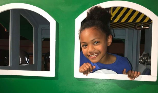 Escolas recorrem a suspensões online para disciplinar alunos em ensino a distância