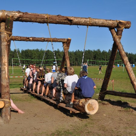 Surto de coronavírus em acampamento mostra que crianças são vulneráveis ao contágio